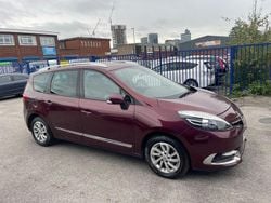 Red Used 2016 Renault Grand Scénic IV Dynamique MPV | £7,495 (Super price)