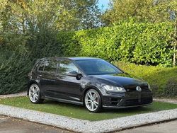 Black Used 2016 VW Golf VII R Hatchback | £15,495 (Fair price)