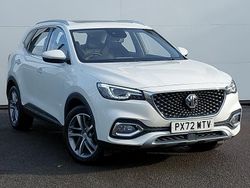 White Used 2022 MG HS Exclusive SUV | £15,498 (A bit pricey)
