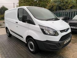 White Used 2017 Ford Transit Custom Van | £6,911 (Fair price)