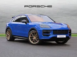 Paint to sample: nogaro blue perl effect New 2024 Porsche Cayenne Turbo E-Hybrid SUV | £187,393