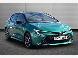 Green Used 2025 Toyota Corolla Hatchback | £27,901 (A bit pricey)