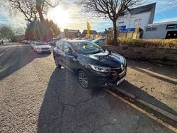 Black Used 2016 Renault Kadjar Signature SUV | £5,995 (Fair price)