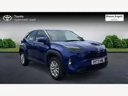 Blue Used 2023 Toyota Yaris Hybrid Hatchback | £20,381 (Expensive)