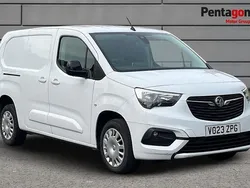 White Used 2023 Vauxhall Combo S MPV | £12,495 (Fair price)