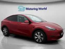 Red Used 2022 Tesla Model Y Long Range SUV | £24,600 (Good price)