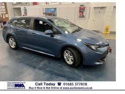 Blue Used 2019 Toyota Corolla Estate | £13,874 (Super price)