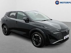 Black New 2025 Nissan Qashqai N-Connecta SUV | £25,499