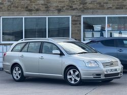 Silver Used 2004 Toyota Avensis T3 Estate | £2,490 (A bit pricey)
