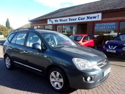 Blue Used 2009 Kia Carens 2 MPV | £1,495