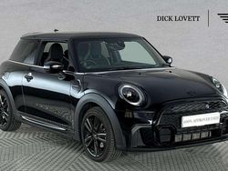 Black Used 2023 Mini Cooper Premium Hatchback | £22,888 (Fair price)