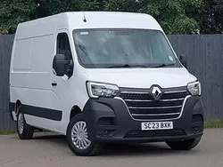 White Used 2023 Renault Master Business Van | £17,498 (Fair price)