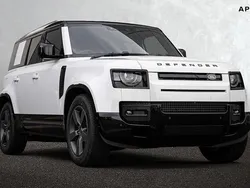 New 2025 Land Rover Defender HSE Dynamic SUV | £79,999