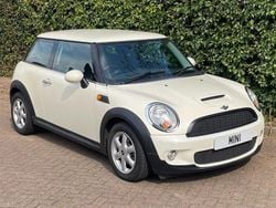 White Used 2008 Mini ONE Hatch Hatchback | £1,999 (Fair price)