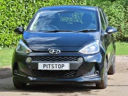 Phantom black pearl Used 2018 Hyundai i10 Premium Hatchback | £10,200 (Fair price)
