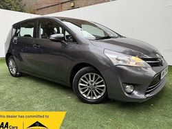 Grey Used 2016 Toyota Verso MPV | £5,295 (Fair price)