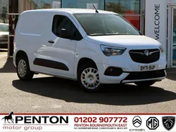 White Used 2021 Vauxhall Combo Sportive MPV | £9,490 (Fair price)