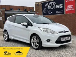 White Used 2010 Ford Fiesta Zetec Hatchback | £2,990 (A bit pricey)