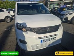 White Used 2019 Peugeot Partner MPV | £10,199 (Good price)