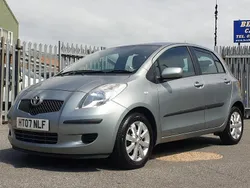 Silver Used 2007 Toyota Yaris Hatchback | £2,495 (Fair price)