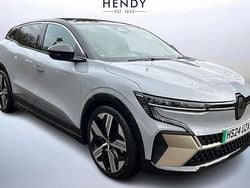 Grey/black Used 2024 Renault Mégane Iconic Hatchback | £21,999 (Fair price)