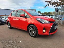 Red Used 2015 Toyota Yaris Hatchback | £6,225 (Fair price)