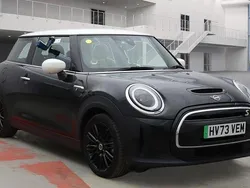 Black Used 2023 Mini Cooper SE Hatch Hatchback | £16,485 (Expensive)