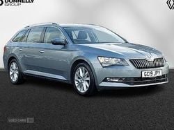 Grey Used 2019 Skoda Superb SE Estate | £12,990 (Fair price)