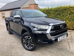 Black Used 2023 Toyota HiLux Pickup | £26,995 (Good price)