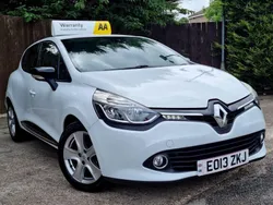 White Used 2013 Renault Clio IV Dynamique Hatchback | £4,995 (Fair price)