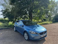 Blue Used 2015 Volvo V40 SE Lux Estate | £4,791 (Good price)
