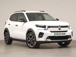 Special solid polar white New 2025 Citroën e-C3 Hatchback | £19,798 (Fair price)