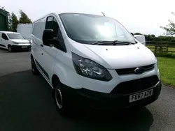 White Used 2017 Ford Transit Custom Van | £8,795 (Super price)