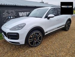White Used 2018 Porsche Cayenne SUV | £35,000 (Super price)