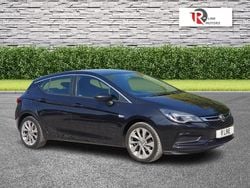 Black Used 2016 Vauxhall Astra Hatchback | £3,595 (Fair price)