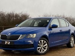 Blue Used 2019 Skoda Octavia Hatchback | £8,790 (Good price)