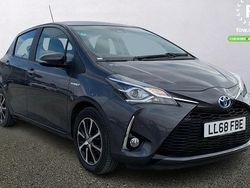 Grey Used 2018 Toyota Yaris Hybrid Hatchback | £13,299 (Fair price)