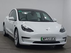 White Used 2022 Tesla Model 3 RWD Sedan | £20,498 (Fair price)
