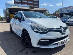White Used 2014 Renault Clio IV Hatchback | £5,999 (Good price)