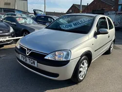 Silver Used 2001 Vauxhall Corsa Comfort Hatchback | £2,150 (Fair price)