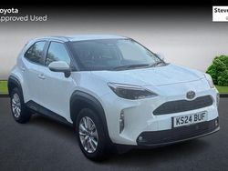 Used 2025 Toyota Yaris Hybrid Estate | £21,423 (Good price)