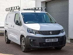 White Used 2022 Peugeot Partner Premium MPV | £15,950 (Fair price)