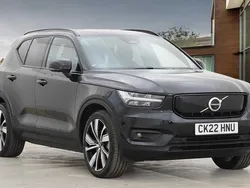 Black Used 2022 Volvo XC40 Pro SUV | £25,000 (Good price)