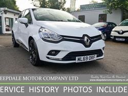 White Used 2019 Renault Clio IV Iconic Hatchback | £6,490 (Fair price)
