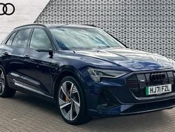Blue Used 2021 Audi e-tron Advanced SUV | £30,707