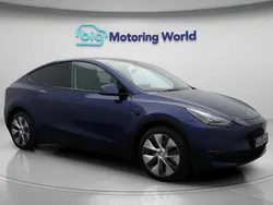Blue Used 2023 Tesla Model Y Long Range AWD SUV | £27,000 (Fair price)