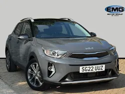 Storm grey/black roof Used 2022 Kia Stonic SUV | £15,980 (Fair price)