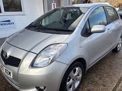 Silver Used 2007 Toyota Yaris Hatchback | £1,795 (Fair price)