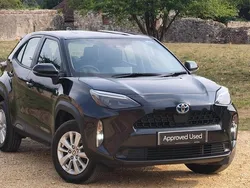 Used 2025 Toyota Yaris Hybrid Estate | £19,140 (Super price)