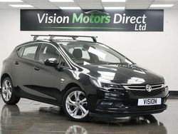 Black Used 2018 Vauxhall Astra SRi Hatchback | £5,240 (Fair price)